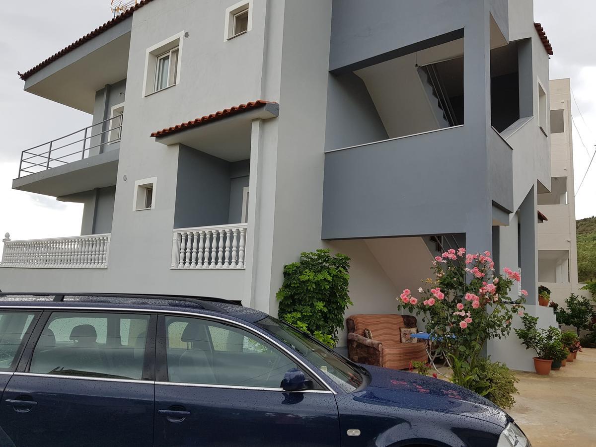 Hotel Vila Dini *